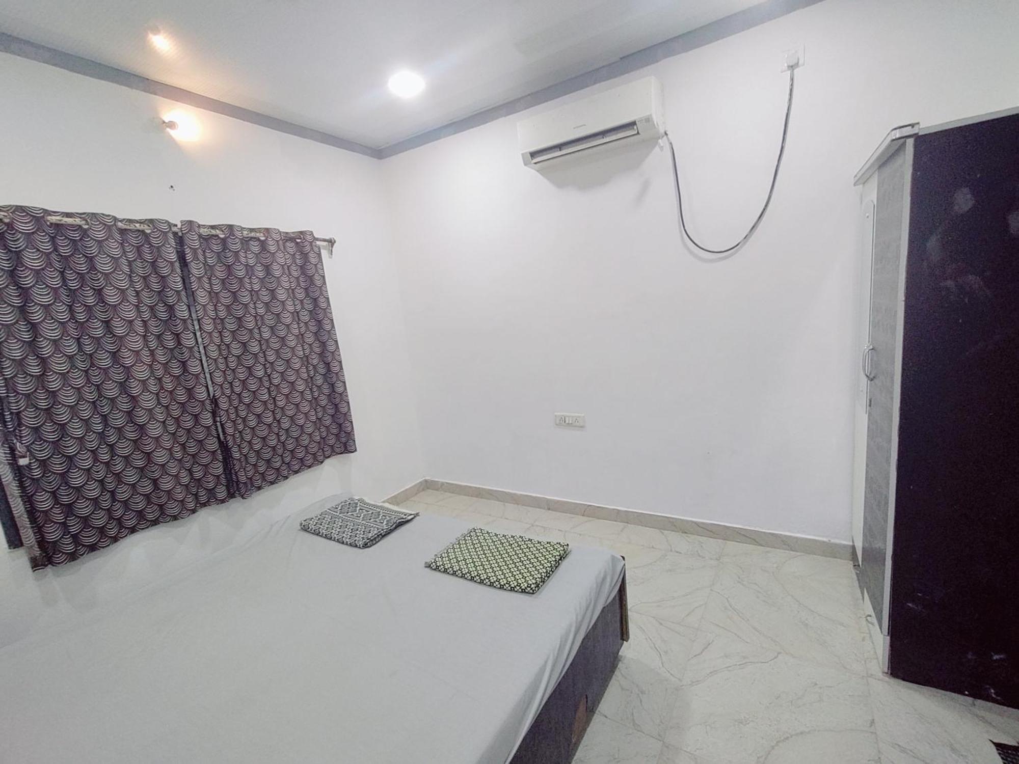 Hotel Seafront Murud  Exterior photo