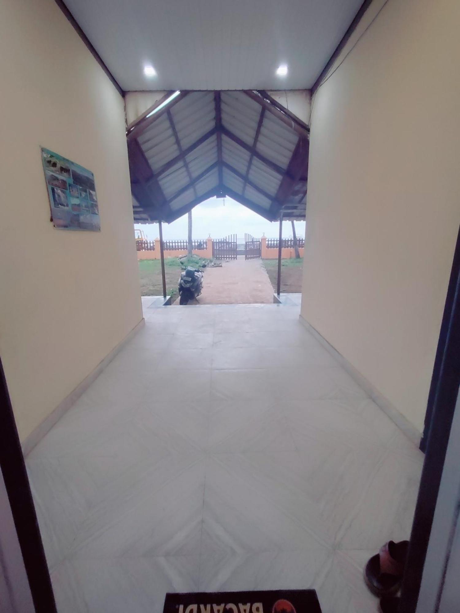 Hotel Seafront Murud  Exterior photo
